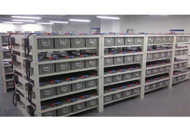 蓄电池内阻测量周期通常是多长时间一次？