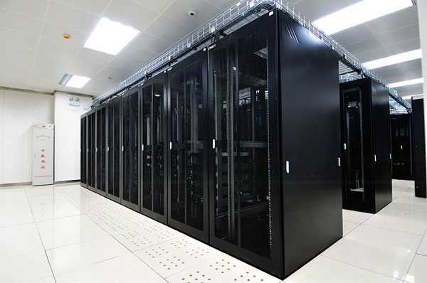 安装一套机房动力环境监控系统多少钱呢？