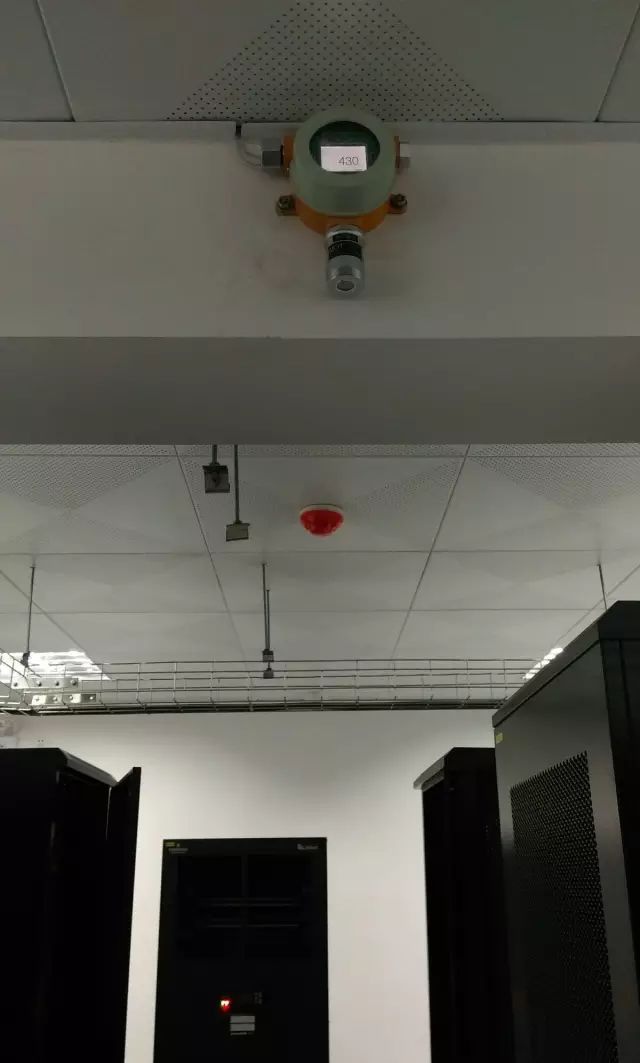 烟感与二氧化碳的传感器部署完毕